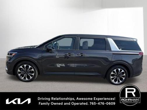 2024 Kia Carnival EX