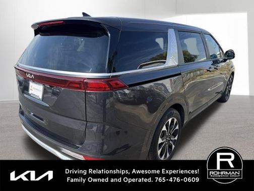 2024 Kia Carnival EX