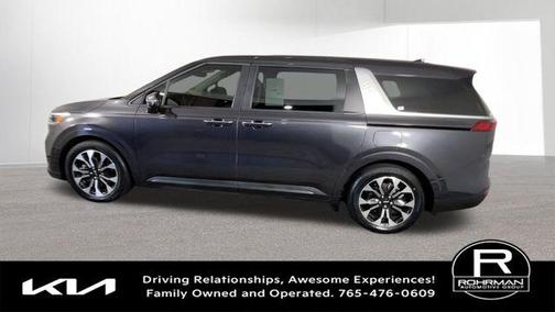 2024 Kia Carnival EX