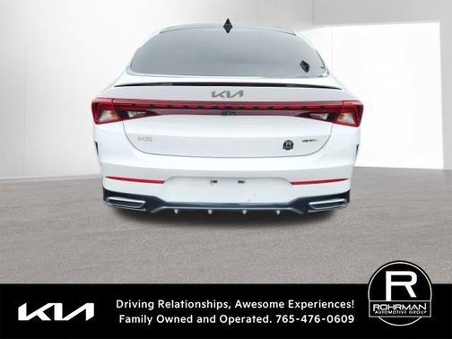 Glacial White Pearl 2024 Kia K5 GT-Line