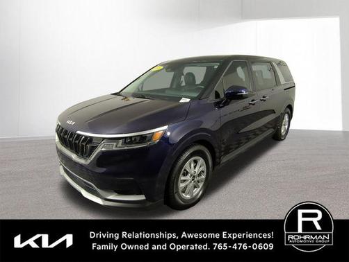 2023 Kia Carnival LX