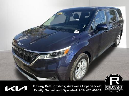 2023 Kia Carnival LX
