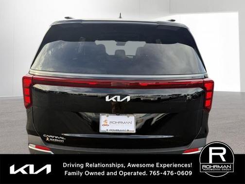 2025 Kia Carnival SX