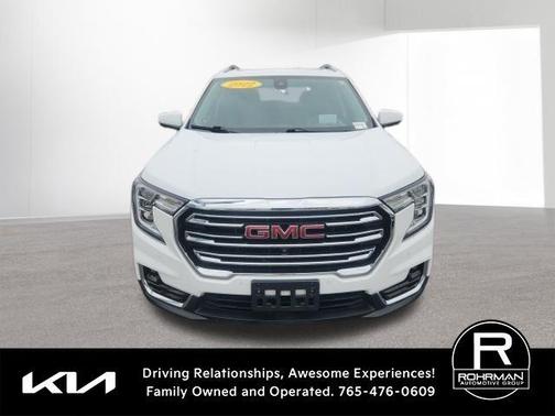Summit White 2022 GMC Terrain SLT