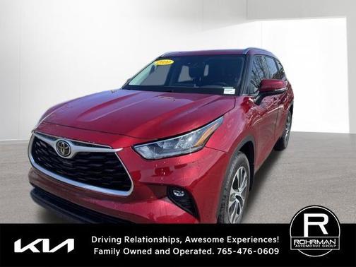 Red 2020 Toyota Highlander XLE