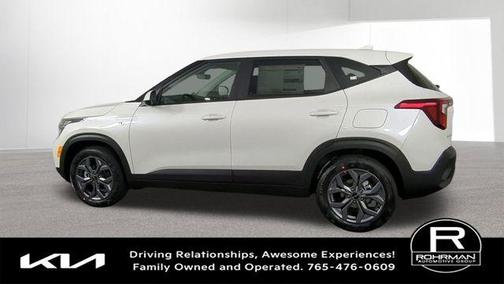 Snow White Pearl 2026 Kia Seltos LX
