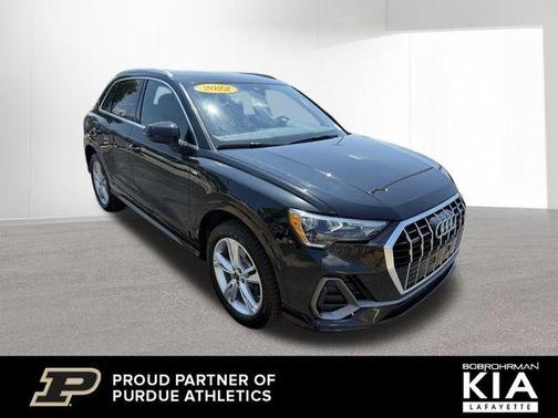2022 Audi Q3 45 S line Premium