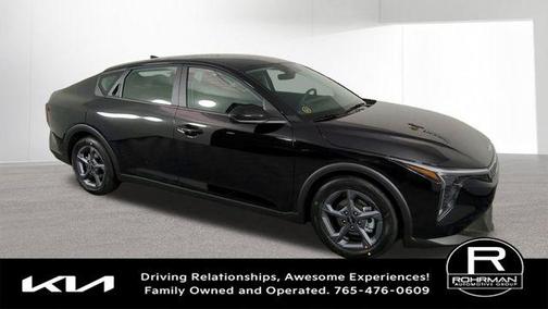 Aurora Black Pearl 2026 Kia K4 LXS