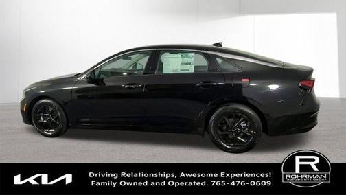 Aurora Black Pearl 2026 Kia K5 LXS