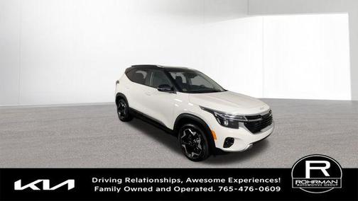 Clear White / Black Roof 2026 Kia Seltos S