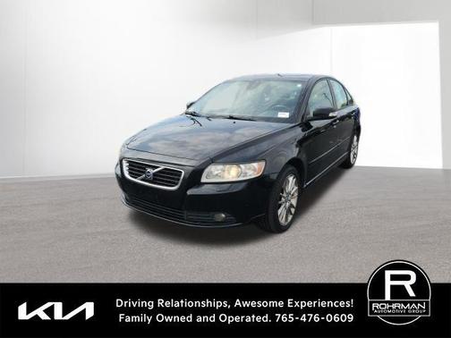 Black 2009 Volvo S40 2.4i