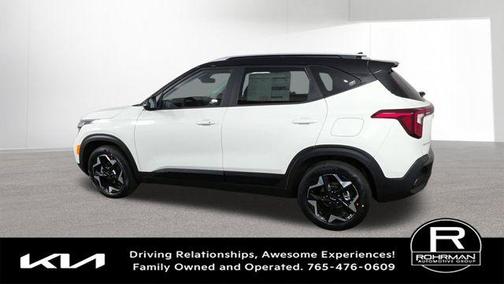 Clear White / Black Roof 2026 Kia Seltos S