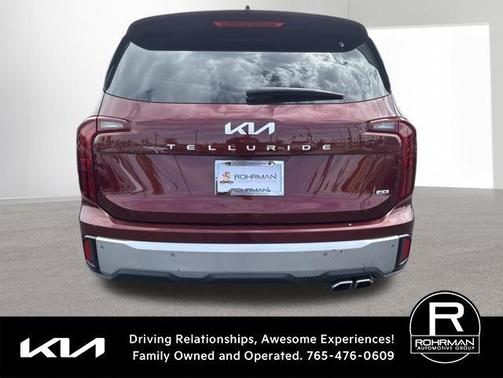 Red 2023 Kia Telluride S