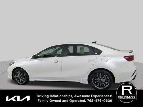 Snow White Pearl 2023 Kia Forte GT-Line