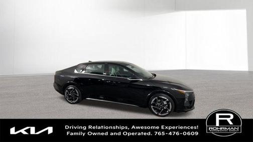 Aurora Black Pearl 2026 Kia K4 GT-LINE
