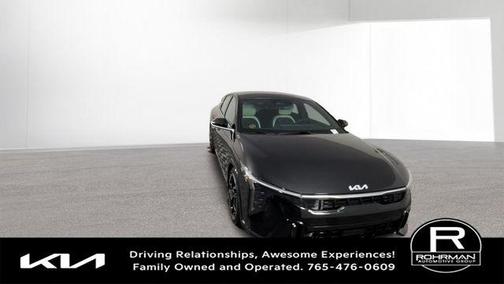 Aurora Black Pearl 2026 Kia K4 GT-LINE