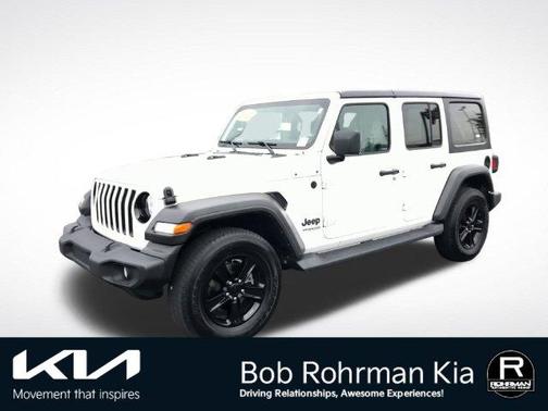 Bright White Clearcoat 2021 Jeep Wrangler Unlimited Sport Altitude