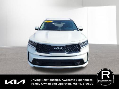 Snow White Pearl 2023 Kia Sorento Hybrid EX