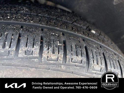 2025 Kia Carnival EX