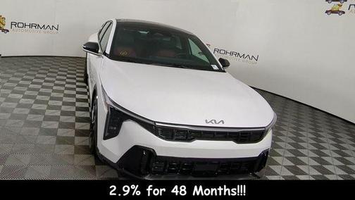 2025 Kia K4 GT-Line
