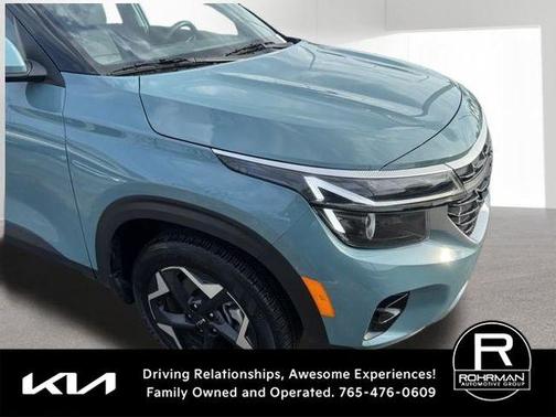 Blue 2024 Kia Seltos EX
