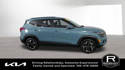 Blue 2024 Kia Seltos EX