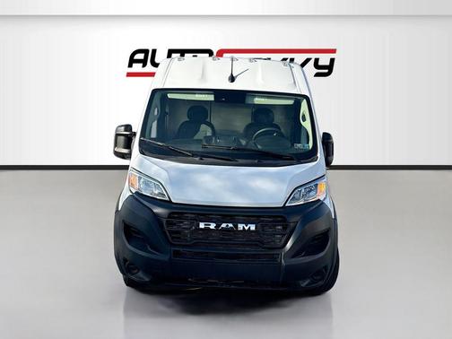 2026 RAM ProMaster 2500 Tradesman