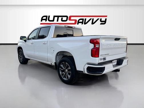 Summit White 2025 Chevrolet Silverado 1500 RST