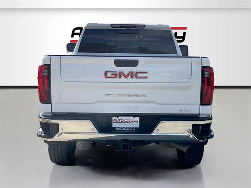 2024 GMC Sierra 2500 SLT
