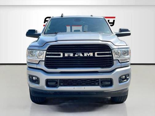 2019 RAM 3500 Big Horn Crew Cab 4x4 8' Box