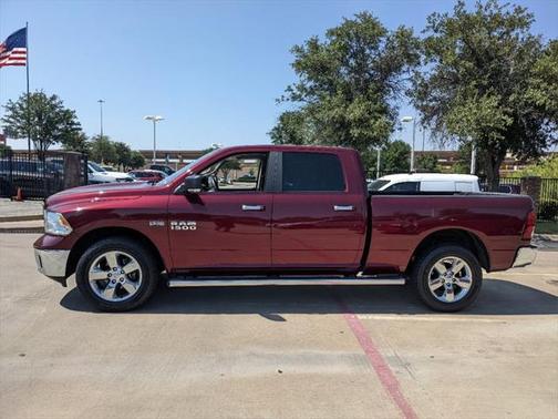 Delmonico Red Pearlcoat 2018 RAM 1500 Big Horn
