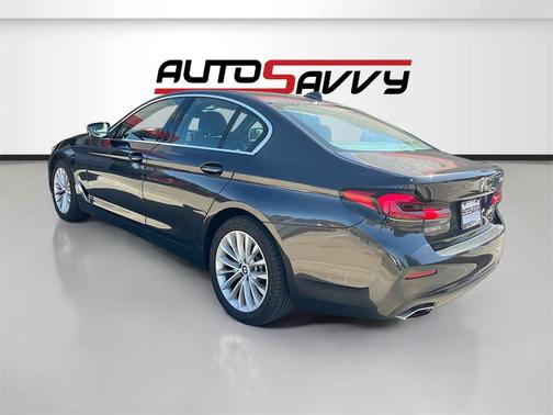 2023 BMW 530 i