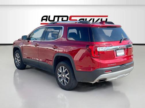 Volcanic Red Tintcoat 2023 GMC Acadia FWD SLT