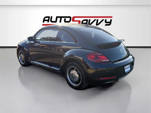 2019 Volkswagen Beetle 2.0T S