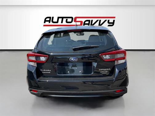 2022 Subaru Impreza Base