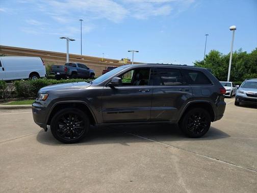 2020 Jeep Grand Cherokee Altitude