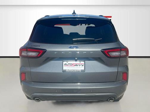 CARBONIZED GRAY METALLIC 2023 Ford Escape ST-Line
