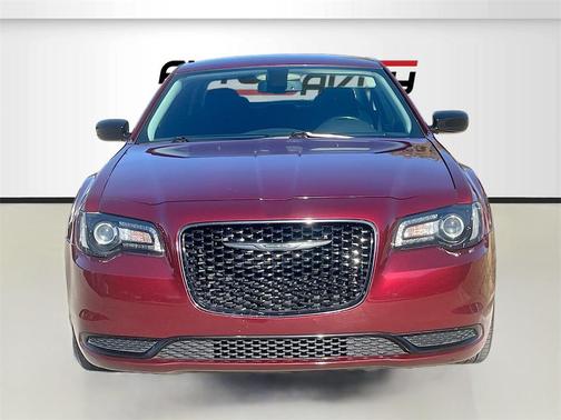 2021 Chrysler 300 Touring