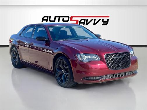 2021 Chrysler 300 Touring