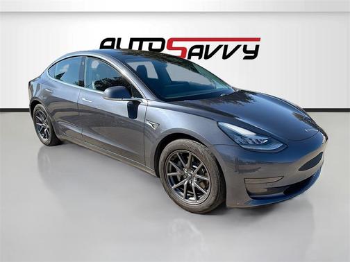 2020 Tesla Model 3 Standard Range Plus