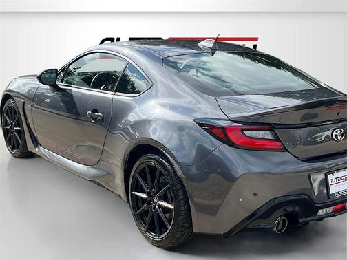 2024 Toyota GR86 Premium