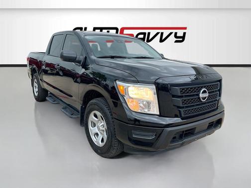 Super Black 2023 Nissan Titan S