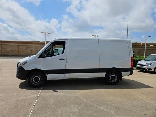 2022 Mercedes-Benz Sprinter 2500 Standard Roof