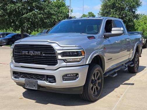 2022 RAM 2500 Laramie Crew Cab 4x4 6'4' Box