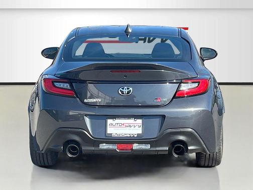 Pavement 2025 Toyota GR86 Premium