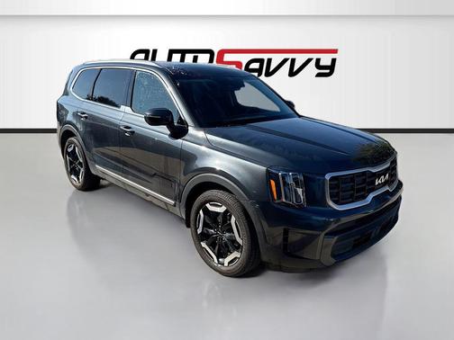 Gravity Gray 2023 Kia Telluride S