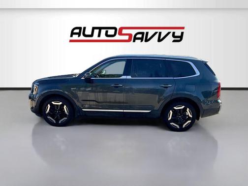 Gravity Gray 2023 Kia Telluride S