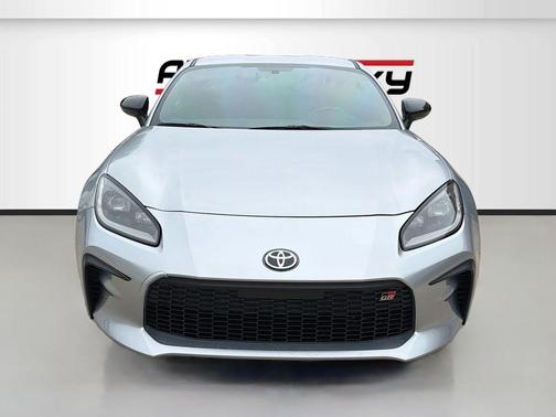 Steel 2025 Toyota GR86 Premium