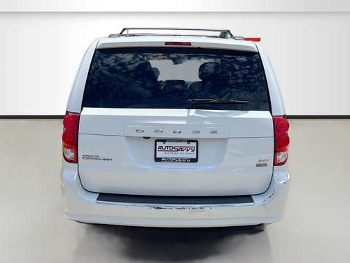White Knuckle Clearcoat 2019 Dodge Grand Caravan SXT