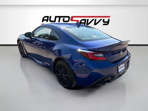 2024 Toyota GR86 Premium